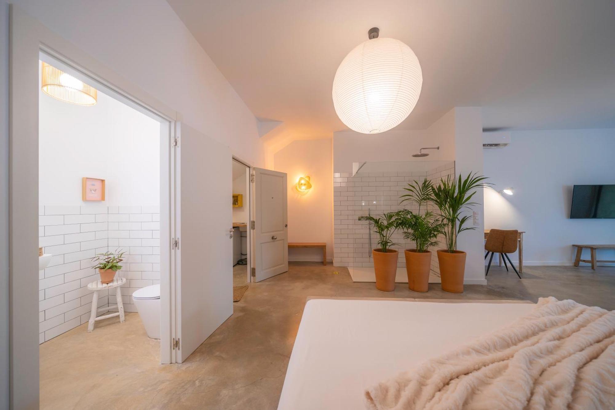 Apartament Loft Con Piscina Climatizada De Agua Salada Y Parking En El Centro De Figueres Figueres  Pokój zdjęcie
